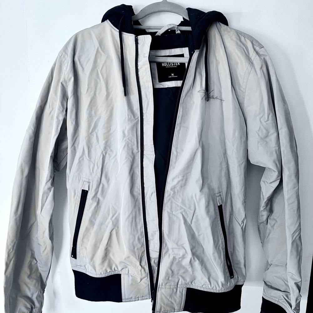 Men’s Hollister Water/Wind Resistant Bomber Jacket - M - New without Tags